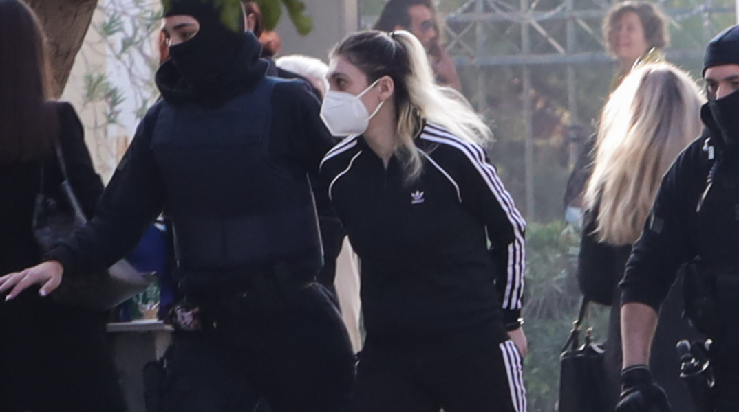 Στην ανακρίτρια η Ρούλα Πισπιρίγκου