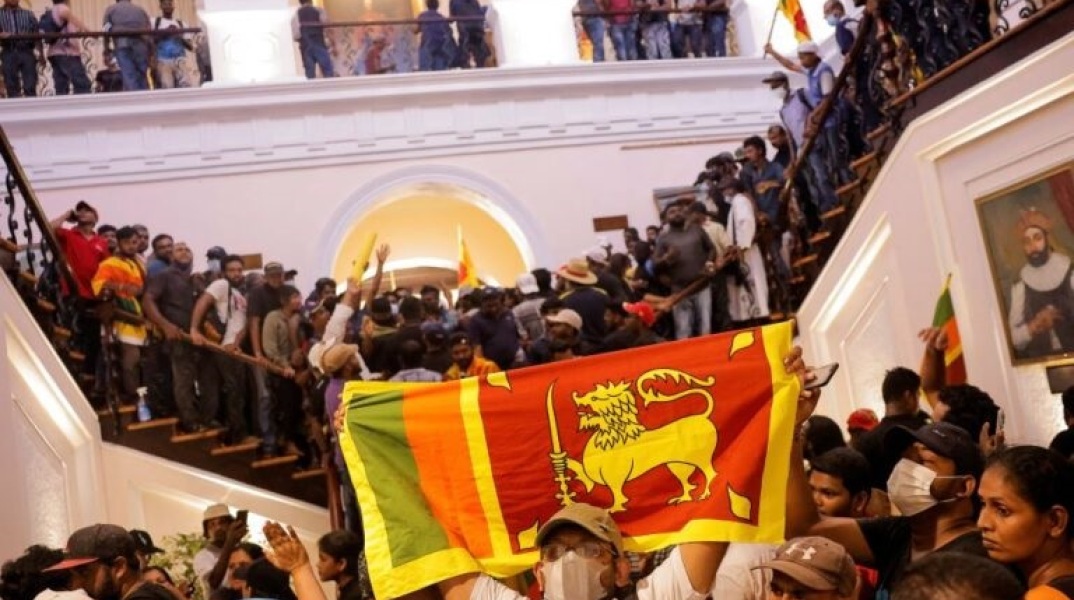 Σρι Λάνκα: Παραιτήθηκε ο πρωθυπουργός όμως το πρόβλημα παραμένει