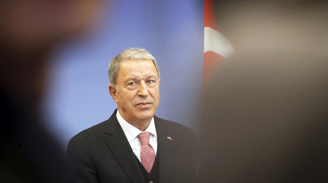 Ο υπουργός Άμυνας της Τουρκίας, Χουλουσί Ακάρ