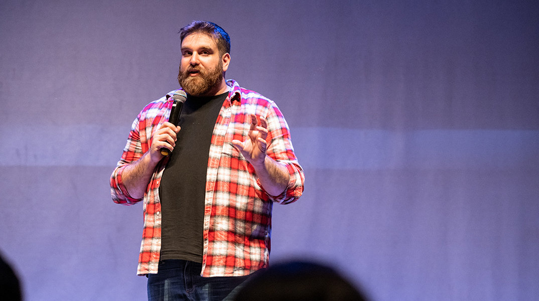 Θωμάς Ζάμπρας «Απόφοιτος Λυκείου» στο Arch Club