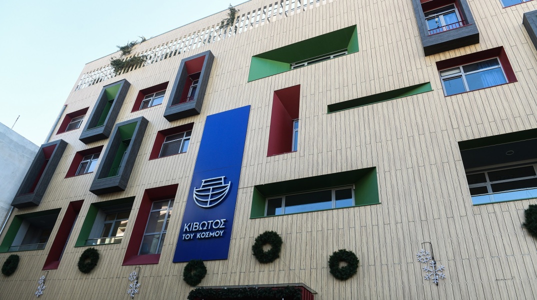 Κιβωτός του Κόσμου: Πυρά προς κάθε κατεύθυνση εκτόξευσε ο δικηγόρος του πατέρα Αντώνιου - Τι λέει για κυβέρνηση, επίσημη εκκλησία. 