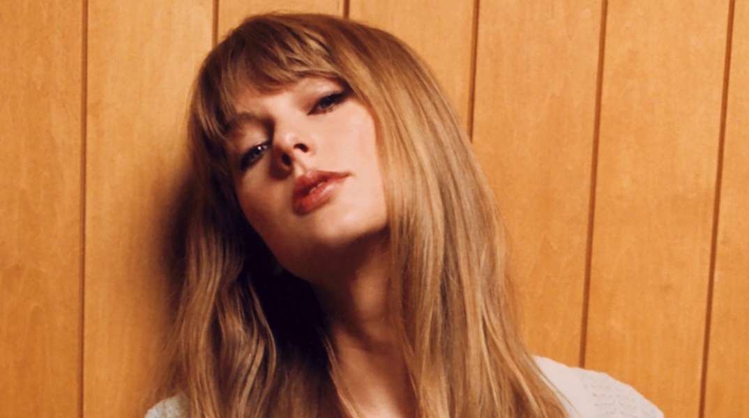 Taylor Swift: Τα ρεκόρ που έσπασε το 2022 με το άλμπουμ «Midnights» και οι μεγάλες διακρίσεις της.