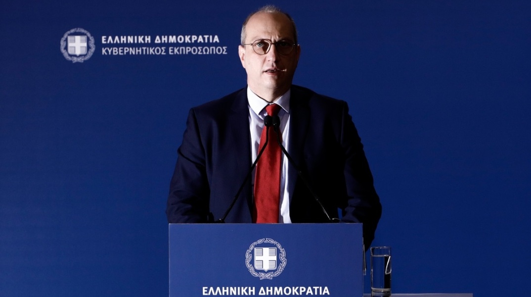 Qatargate: Ο κυβερνητικός εκπρόσωπος Γιάννης Οικονόμου στρέφει πυρά στον Νίκο Ανδρουλάκη μετά τις αποκαλύψεις για εμπλοκή της Εύας Καϊλή στο σκάνδαλο διαφθοράς.