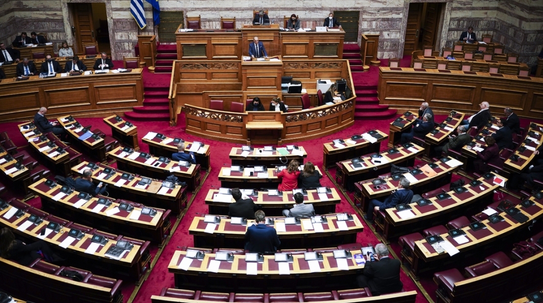 Προϋπολογισμός 2023: Live εικόνα από τη Βουλή - Οι τοποθετήσεις των κομμάτων και των πολιτικών αρχηγών - Με ονομαστική ψηφοφορία ολοκληρώνεται η διαδικασία.