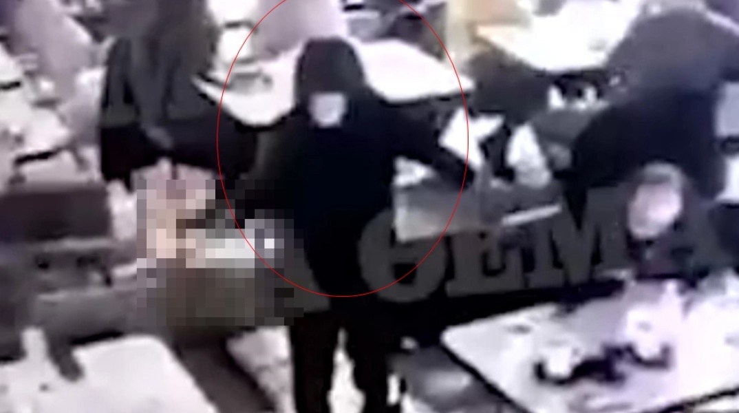 Πυροβολισμοί σε καφετέρια στη Νέα Σμύρνη