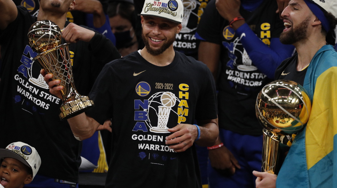 Ο πρωταθλητής και αρχηγός των Γουόριορς, Στεφ Κάρι