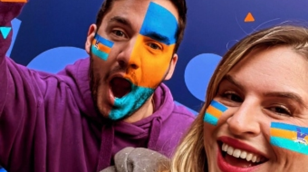 Άντρας, γυναίκα, χρώματα, ποδοσφαιρική μπάλα