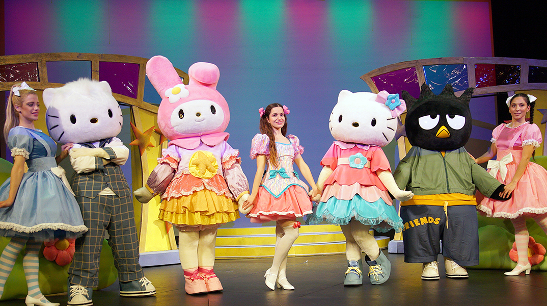 «Hello Kitty, ας γίνουμε φίλοι» στο θέατρο Βεάκη