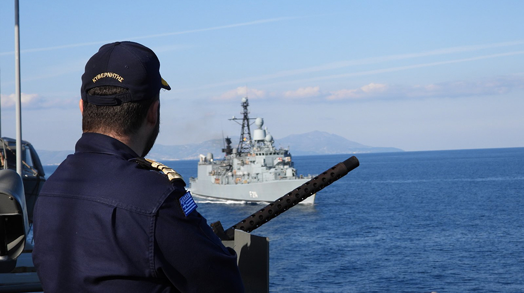 Συνεκπαίδευση PASSEX (Passing Exercise) της Φρεγάτας «ΣΠΕΤΣΑΙ» με τη γερμανική Φρεγάτα FGS «LUEBECK της Μόνιμης Συμμαχικής Ναυτικής Δύναμης 2 (Standing NATO Maritime Group Two SNMG 2), στη θαλάσσια περιοχή Κεντρικού Αιγαίου και Κυκλάδων