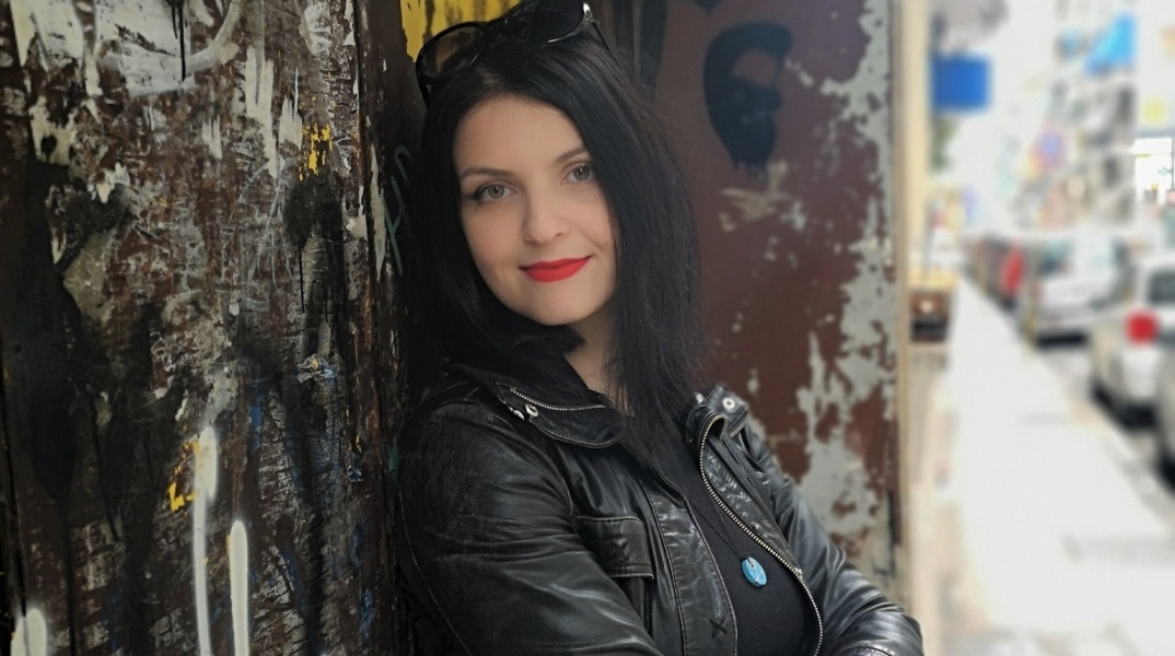 Η Βάσια Τζανακάρη μιλάει για τη μετάφραση του βιβλίου «Πίστη, Ελπίδα και Πόνος» των Nick Cave και Sean O’ Hagan που κυκλοφορεί στα ελληνικά από τις εκδόσεις Κλειδάριθμος.