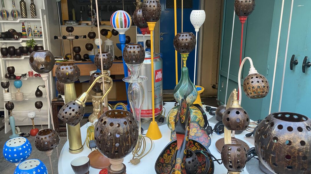 Φωτιστικά από καρύδες