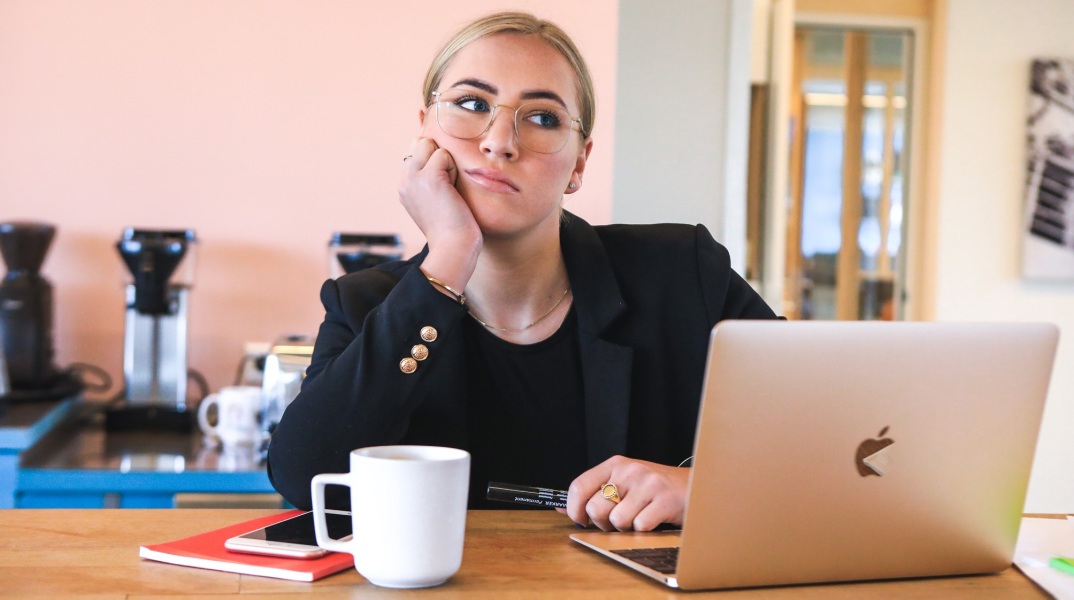 Νέα μελέτη διερευνά τη σχέση ανάμεσα στην τάση για αναβλητικότητα και την κακή σωματική και ψυχική υγεία - Τα συμπεράσματα των επιστημόνων.