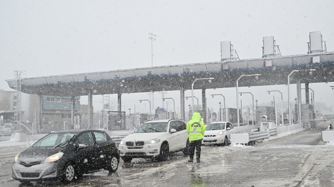 Χιόνια στην Εθνική Οδό