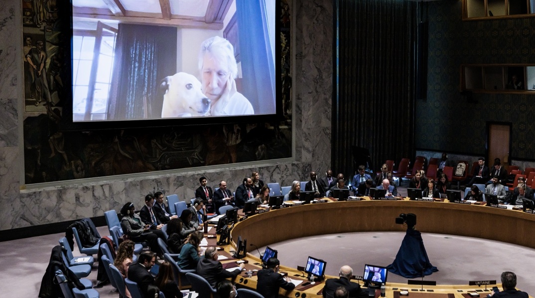 Ουκρανία για την ομιλία του Ρότζερ Γουότερς στο Συμβούλιο Ασφαλείας του ΟΗΕ: «Ένα ακόμη τούβλο στον τοίχο» της προπαγάνδας της Μόσχας.