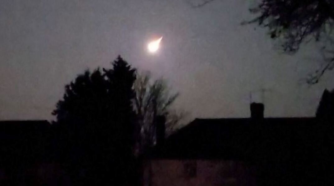 Αστεροειδής έκανε τη νύχτα μέρα πάνω από τη Μάγχη (βίντεο)