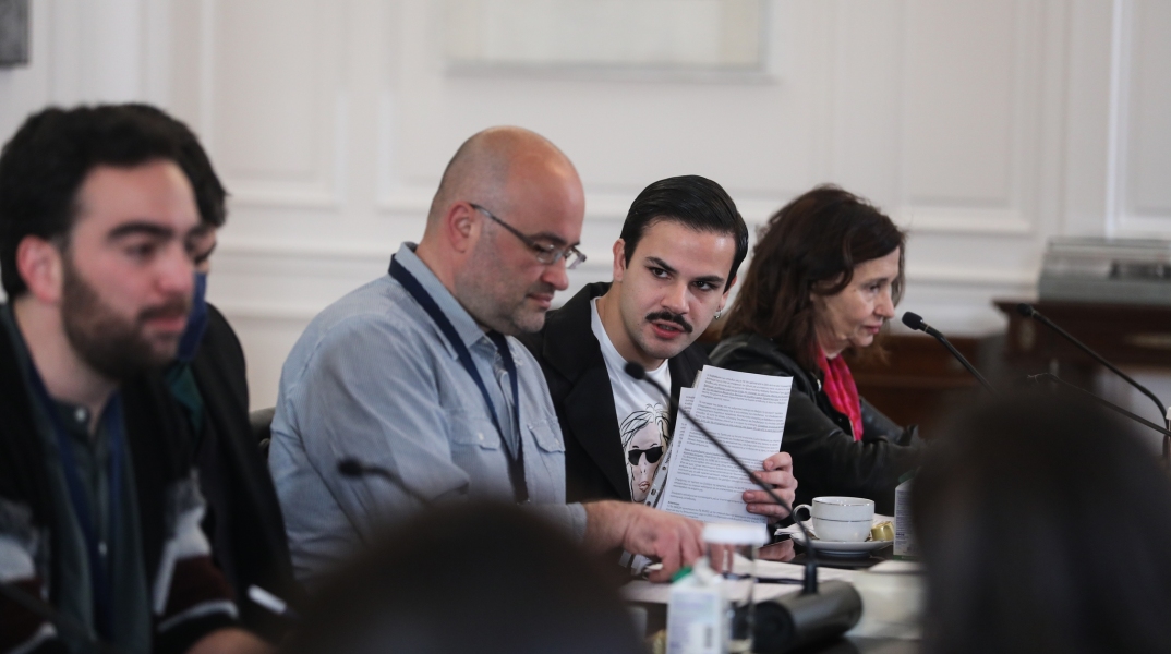 Καλλιτέχνες στη συνάντηση με τον πρωθυπουργό στο Μέγαρο Μαξίμου