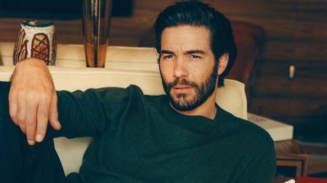 Ο βραβευμένος ηθοποιός Ταχάρ Ραχίμ θα ερμηνεύσει τον Σαρλ Αζναβούρ σε κινηματογραφική ταινία για τη ζωή του εμβληματικού Γαλλοαρμένιου τραγουδιστή.