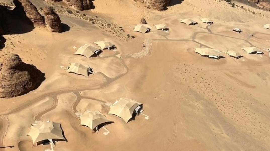 Θέρετρο στη Σαουδική Αραβία διαθέτει σουίτες που θυμίζουν σκηνές Βεδουίνων
