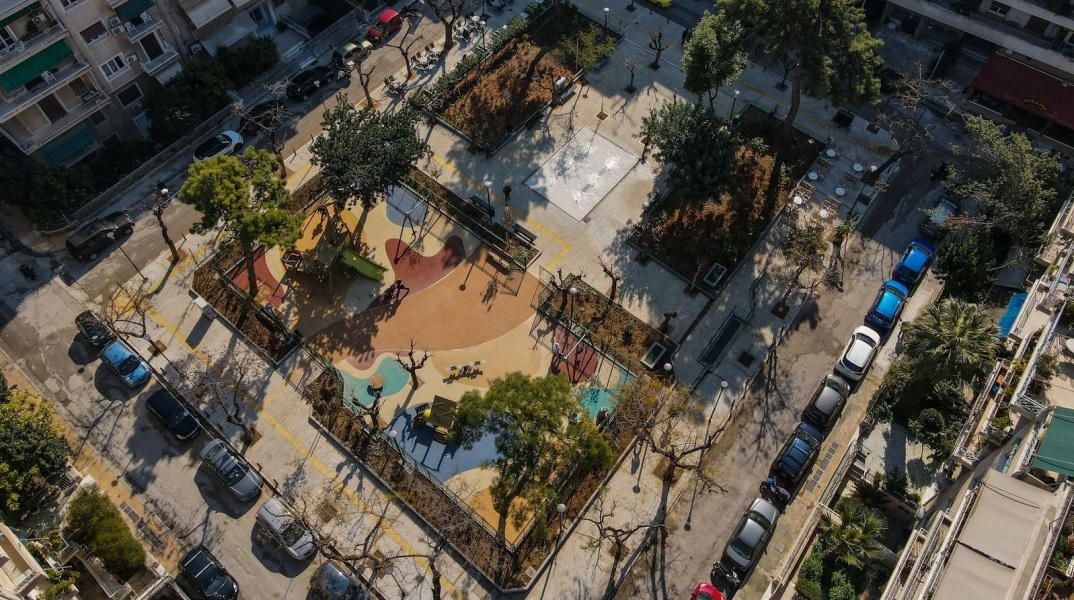 Δήμος Αθηναίων: Ολοκληρώθηκε η ανάπλαση της ιστορικής πλατείας Καλλιγά στα Κάτω Πατήσια - Κώστας Μπακογιάννης: Υλοποιούμε έργα που βελτιώνουν την καθημερινότητα.