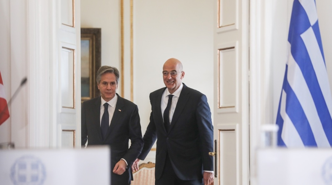Νίκος Δένδιας: Στο νοσοκομείο για εξετάσεις μετά τη συνάντηση με τον Άντονι Μπλίνκεν ο υπουργός Εξωτερικών - Του χορηγήθηκε φαρμακευτική αγωγή.