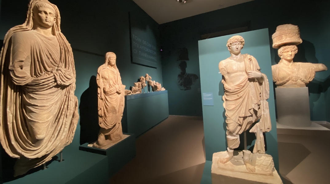 Αρχαιολογικό Μουσείο Ελευσίνας: Εγκαινιάστηκε από την Κατερίνα Σακελλαροπούλου η επανέκθεση ευρημάτων από τους Προϊστορικούς ως τους ύστερους Ρωμαϊκούς χρόνους.