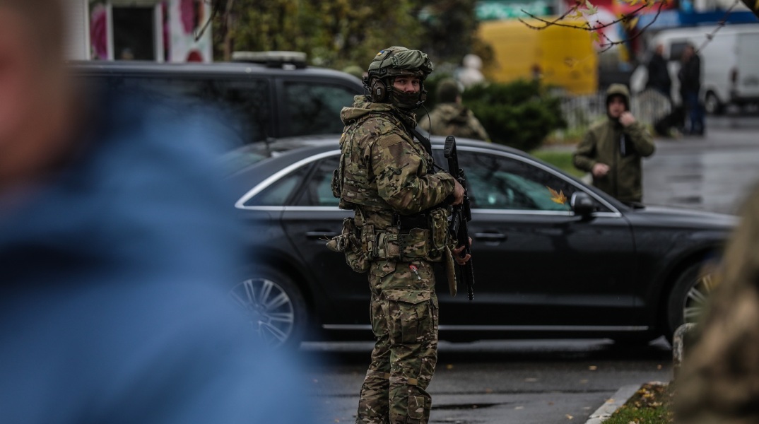 Ρωσο-ουκρανικός πόλεμος: Για αντεπίθεση «μέσα στην άνοιξη» ετοιμάζονται οι Ουκρανοί - Οι καίριοι στρατηγικοί παράγοντες - Νέα πυρά Πούτιν κατά της Δύσης.