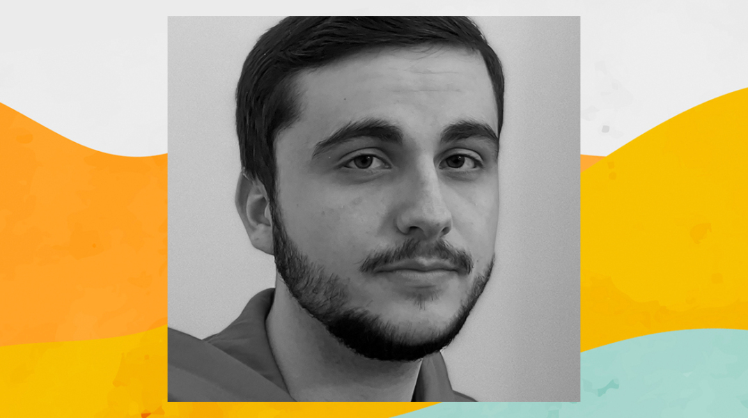 Θάνος Μπουμπάρης