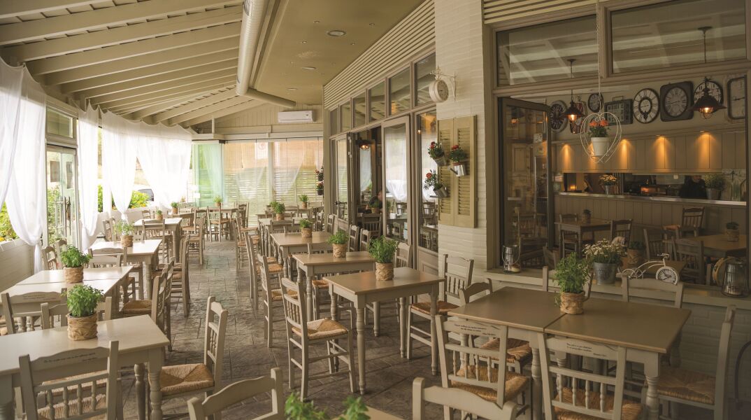 Άνοιξη παρά Τέταρτο