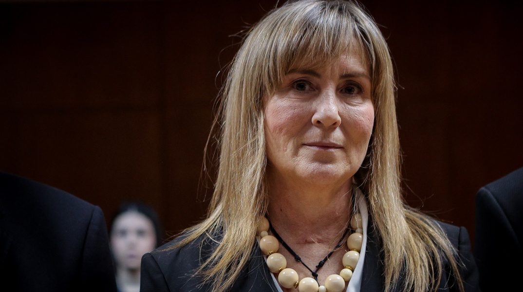 Η Ελένη Τουλουπάκη μετά την αθωωτική απόφαση του Ειδικού Δικαστηρίου
