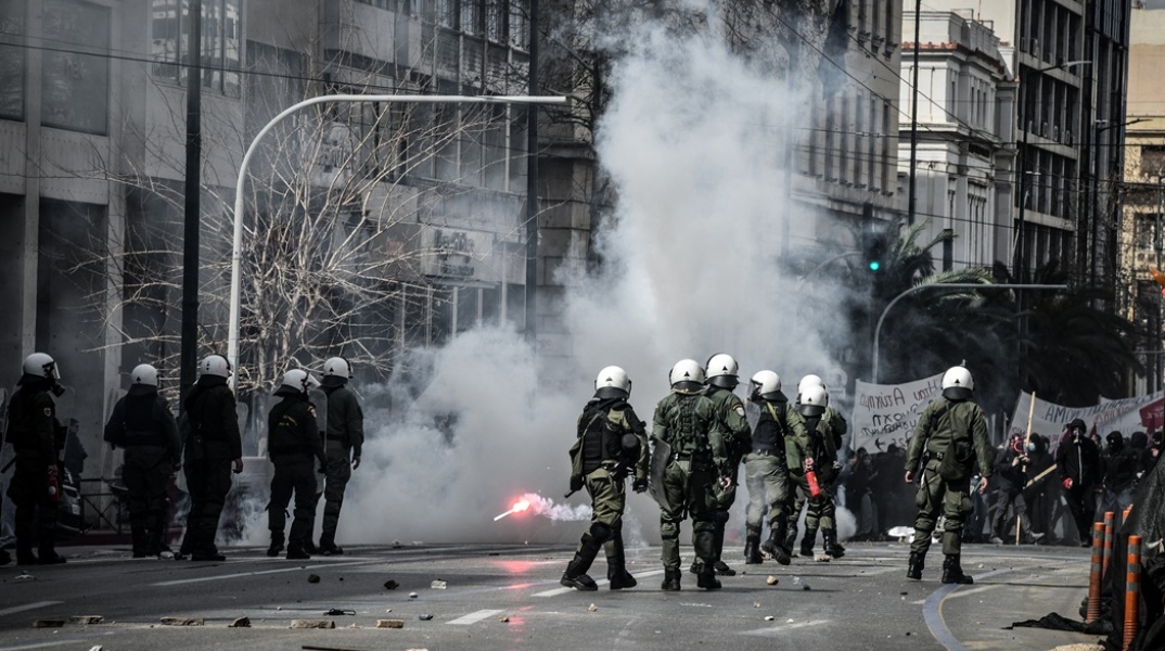 Αστυνομικοί - Επεισόδια στο κέντρο της Αθήνας