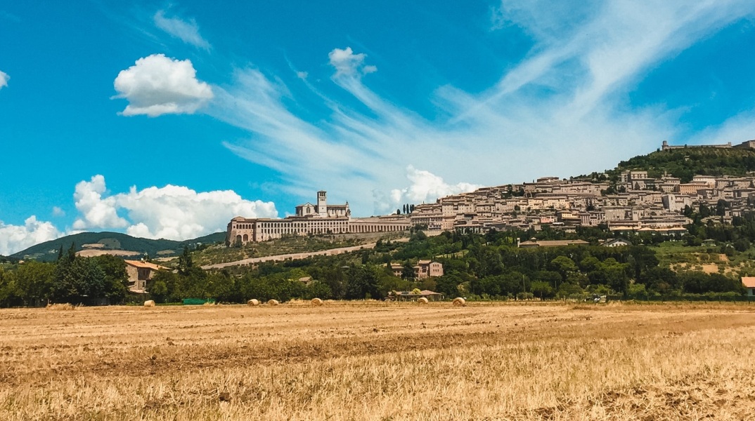 Σεισμός 4,4 Ρίχτερ έπληξε την κεντρική Ιταλία - Στους δρόμους οι κάτοικοι - Οι πρώτες εκτιμήσεις του Ευρωμεσογειακού Σεισμολογικού Κέντρου.
