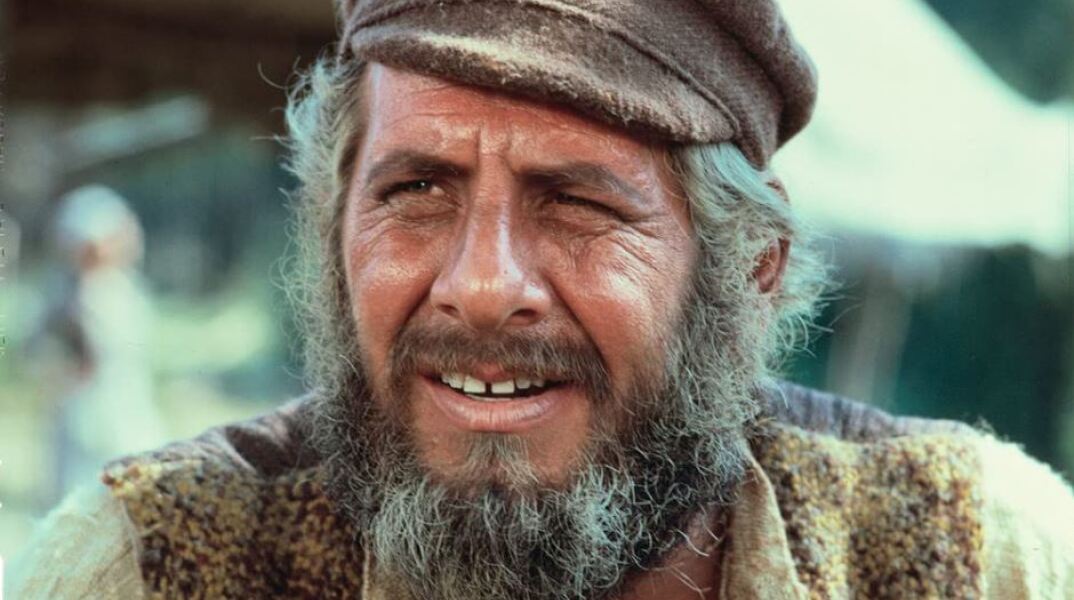 Ο Τζεμ Τοπόλ