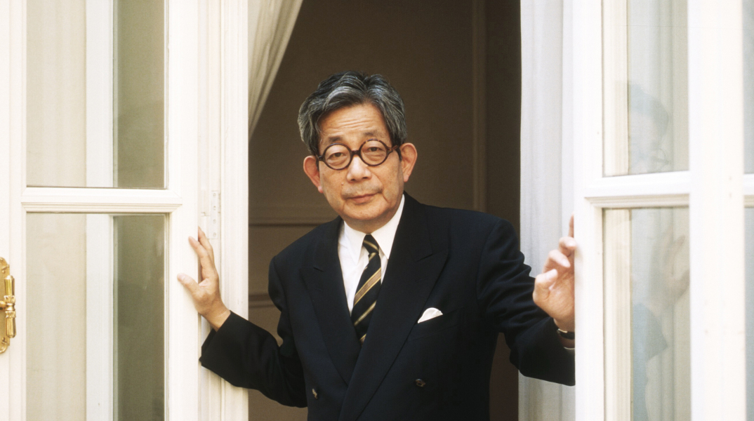 Κενζαμπούρο Όε