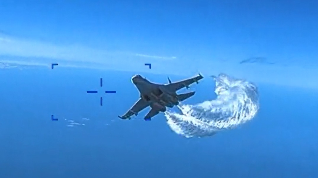 Σύγκρουση ρωσικού Su-27 με αμερικανικό drone στη Μαύρη Θάλασσα - Βίντεο ντοκουμέντο έδωσε στη δημοσιότητα η Πολεμική Αεροπορία των ΗΠΑ.