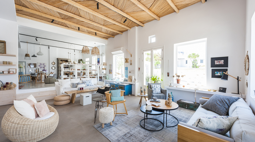 twos concept store paros