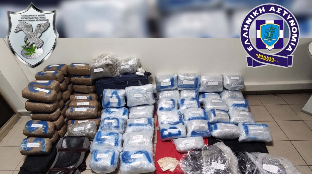 Θεσσαλονίκη: Ισχυρό πλήγμα στα οργανωμένα κυκλώματα διακίνησης μεγάλων ποσοτήτων εξαρτησιογόνων ουσιών - Χειροπέδες σε δύο μέλη.