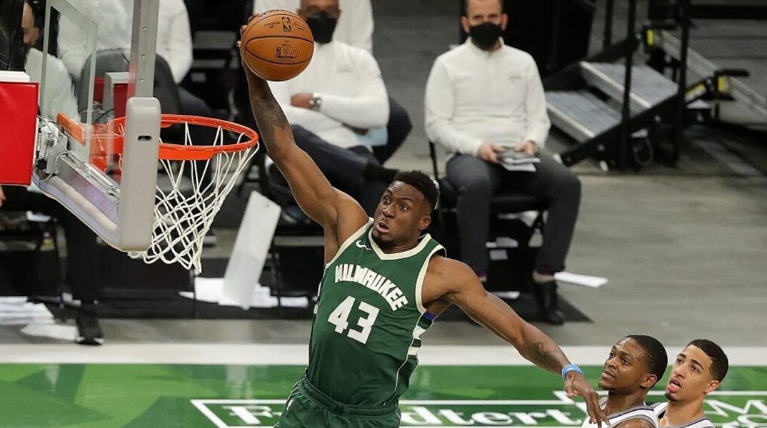 thanasis-antetokounmbo