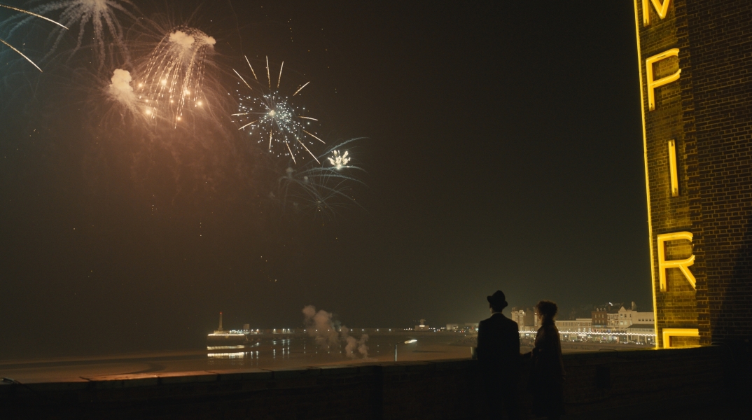 disney__empire_of_light__5_