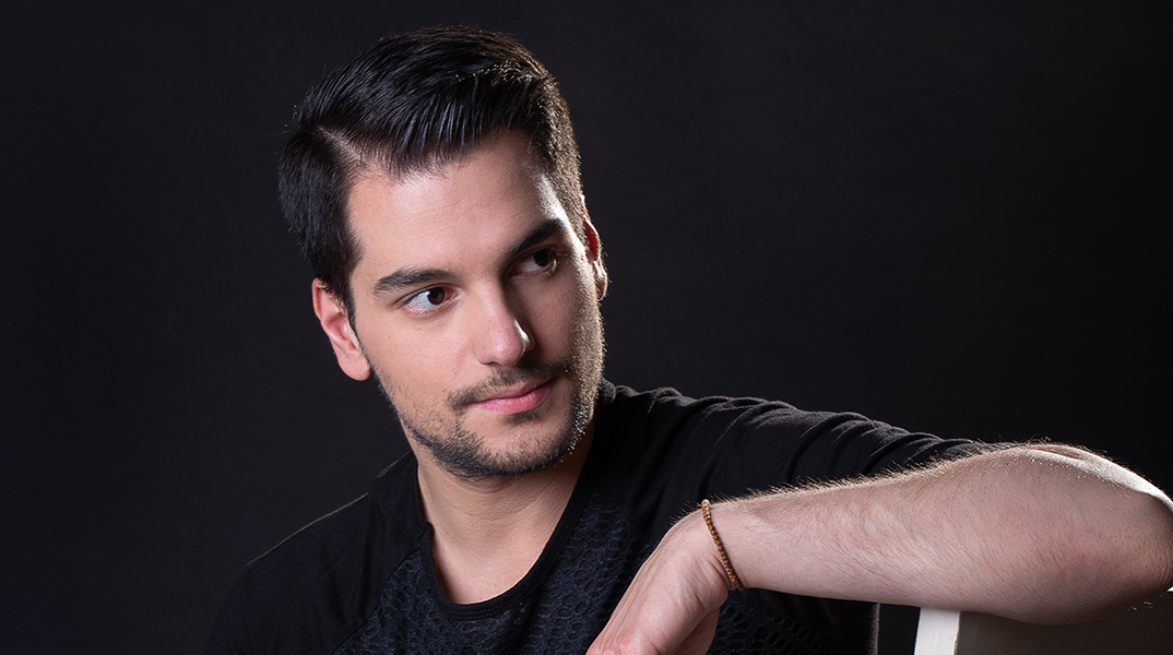 Αποστόλης Ξένος