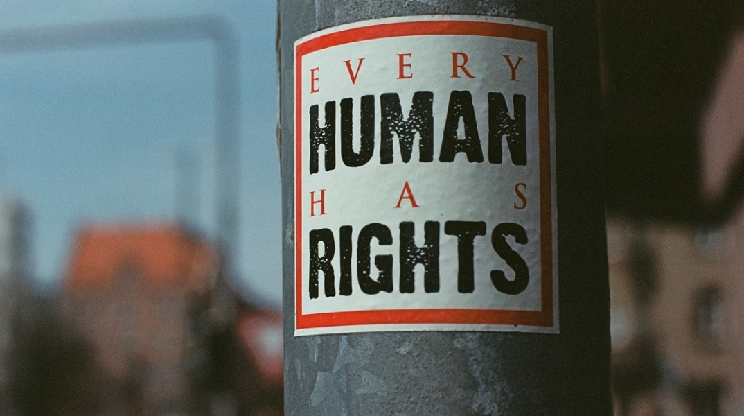 Ετήσια έκθεση Διεθνούς Αμνηστίας 2022-23: «Η κατάσταση των ανθρωπίνων δικαιωμάτων στον κόσμο» - Τα στοιχεία της οργάνωσης για τα εγκλήματα και την καταστολή.
