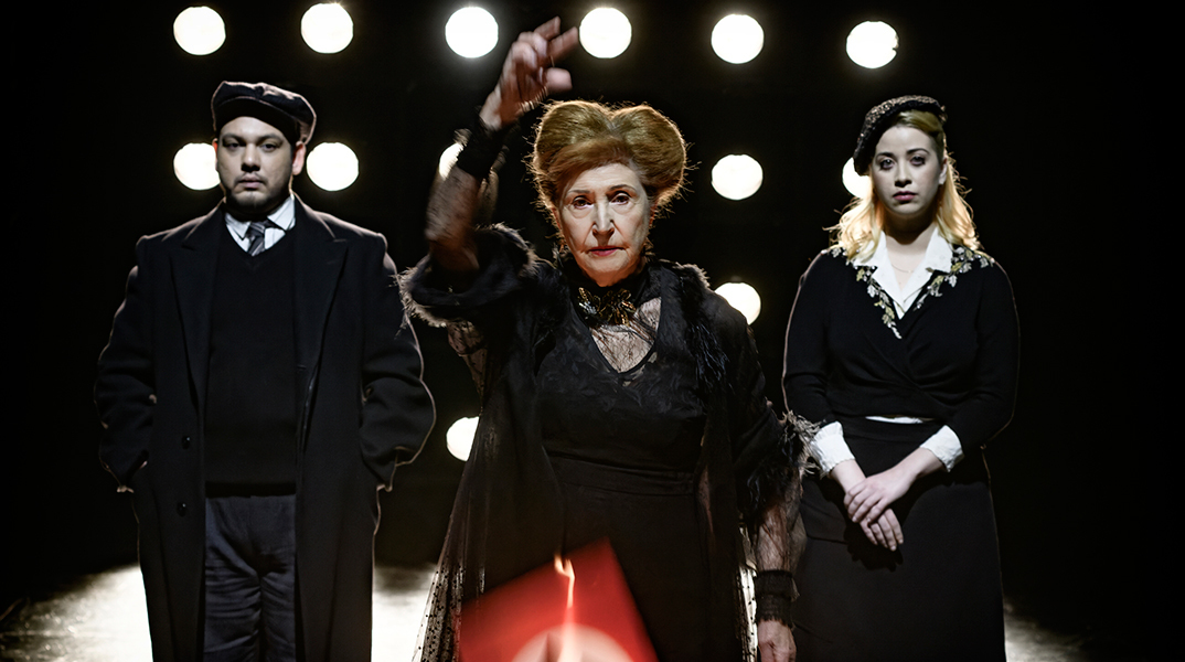 «Ένα σπίτι φωτεινό σαν μέρα» στο Εθνικό Θέατρο