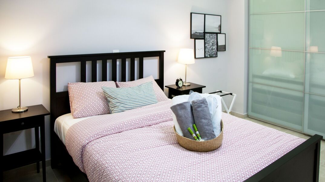 Οmnia Pagrati Apartments by kimon Erikat