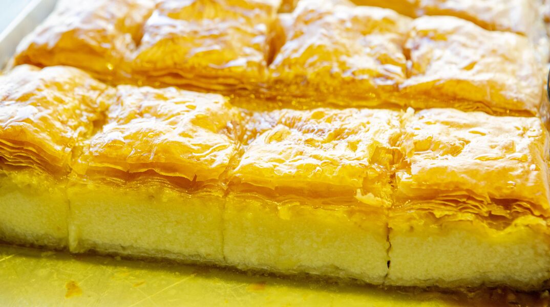 Αθηναϊκό Γαλακτομπούρεκο Τριανταφύλλου