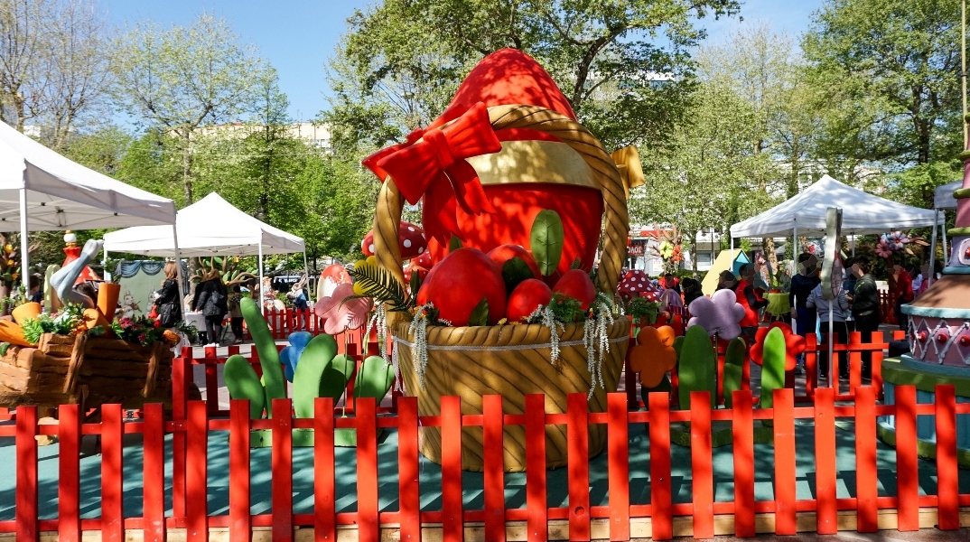 Το Πασχαλινό πάρκο του Δήμου Λαρισαίων