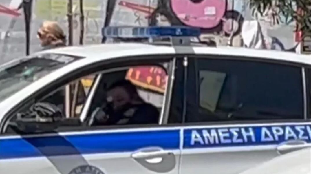 Τι κατέθεσε ο αστυνομικός για τους πυροβολισμούς στην ΑΣΟΕΕ