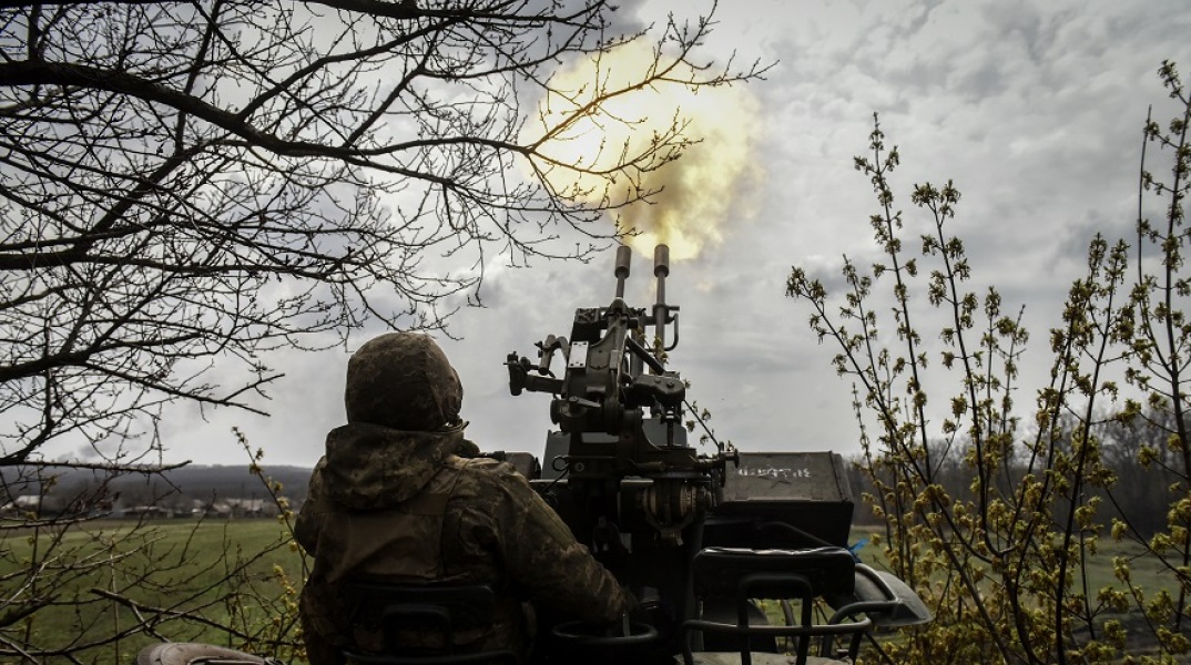 Πόλεμος στην Ουκρανία: Ιδιαίτερα κρίσιμη η κατάσταση στο Μπαχμούτ - Τακτικές «καμένης γης» εφαρμόζουν οι Ρώσοι στην εμπόλεμη πόλη.