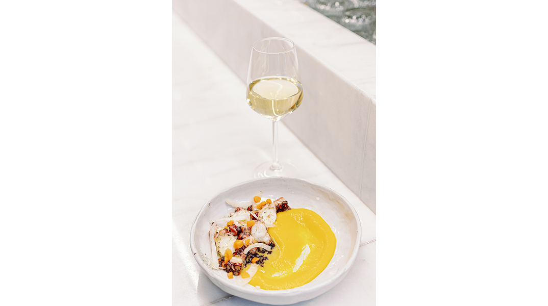 Ella Urban Greek Cuisine 