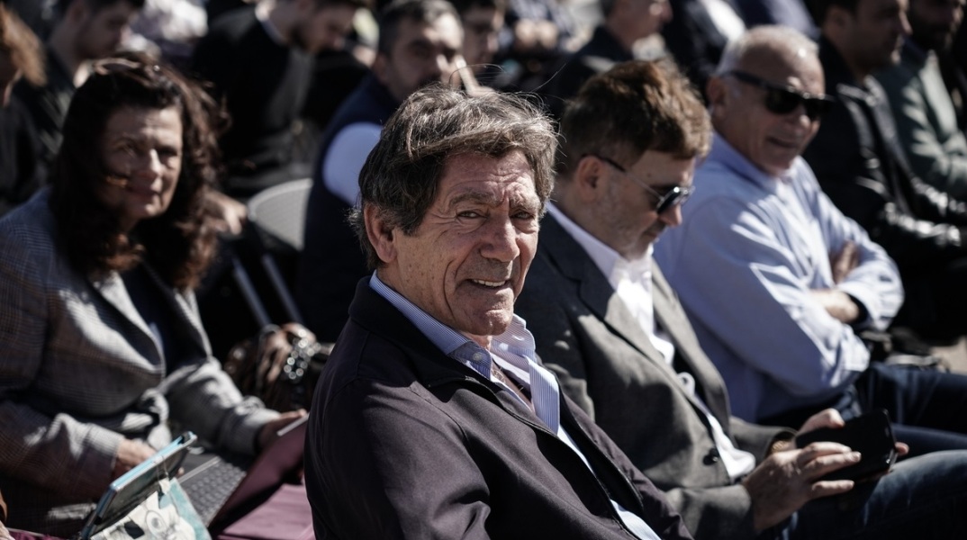 Εκλογές 2023: Ο Νίκος Σαργκάνης στο ψηφοδέλτιο Επικρατείας του ΠΑΣΟΚ-ΚΙΝΑΛ - Ανακοινώθηκε από τον Νίκο Ανδρουλάκη η συμμετοχή του παλαίμαχου τερματοφύλακα. 