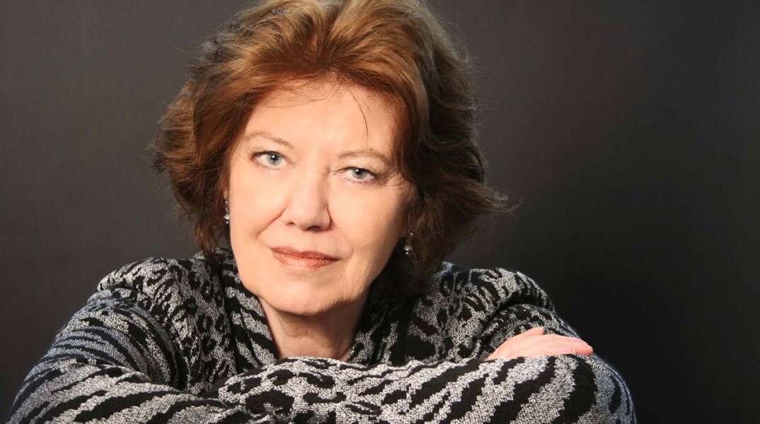 «Έφυγε» η Αν Πέρι, η δολοφόνος που έγινε συγγραφέας αστυνομικών μυθιστορημάτων