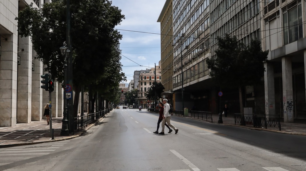 Πάσχα στην Αθήνα - Άδειοι δρόμοι